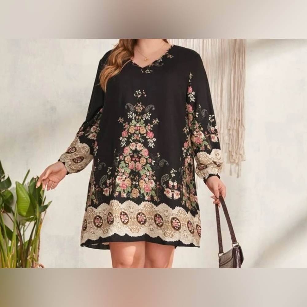 ✨NEW✨4xl Emery Rose Floral Print V-Neck Dress